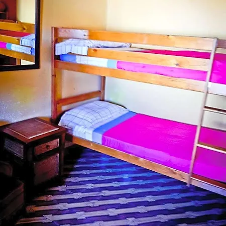 Surftolive House فندق *